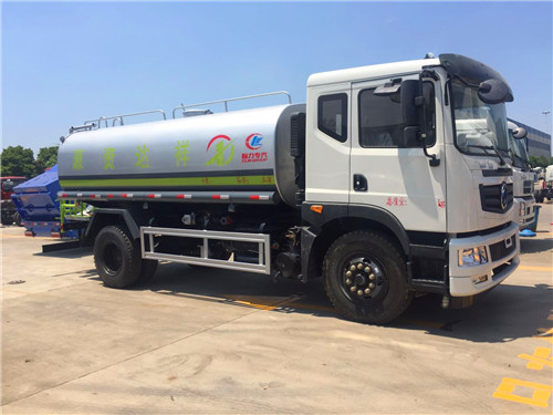 東風T5 15噸灑水車